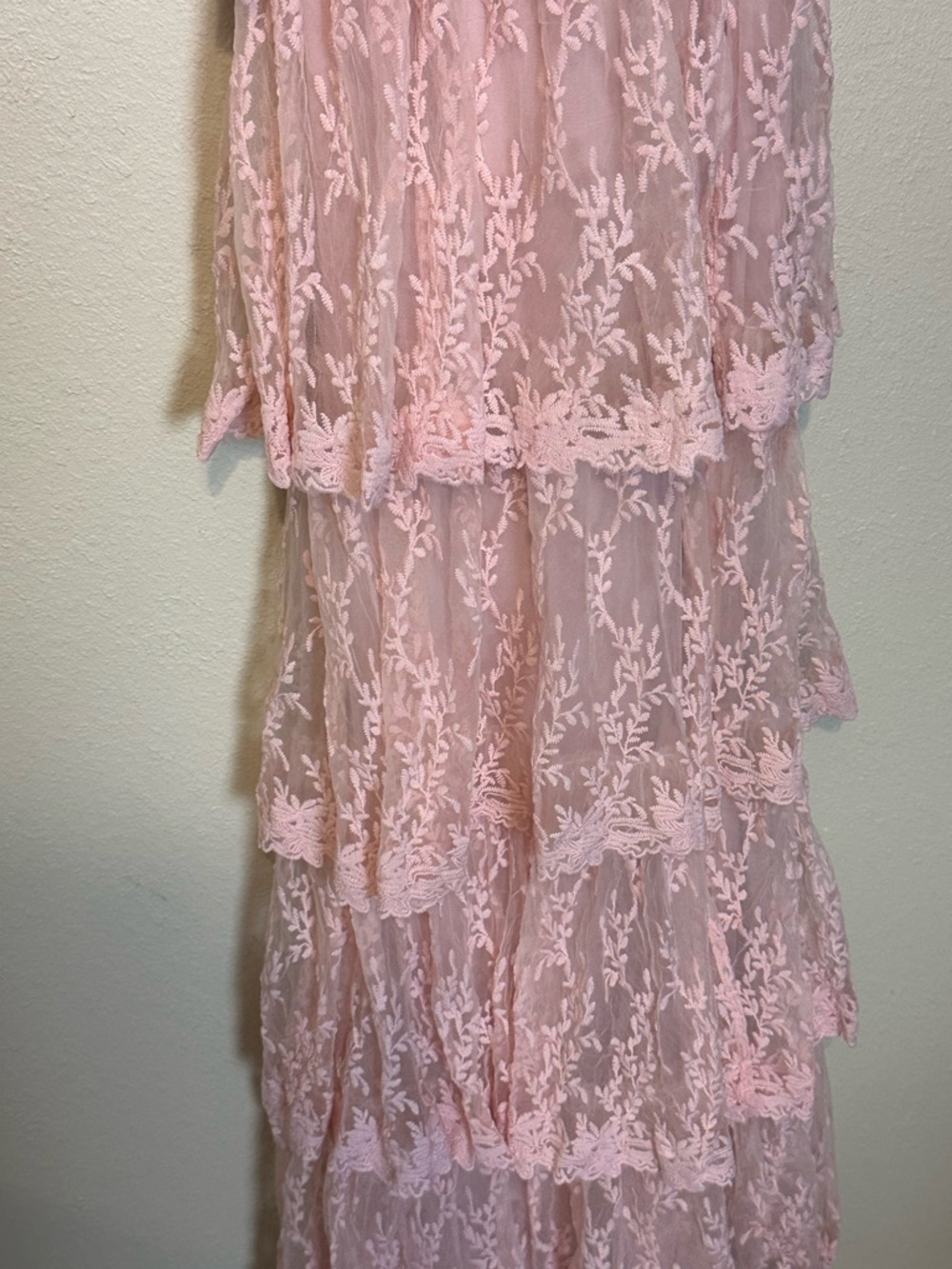Maniju Dress Pink Lace Gown Dress Size Large - Picture 4 of 9
